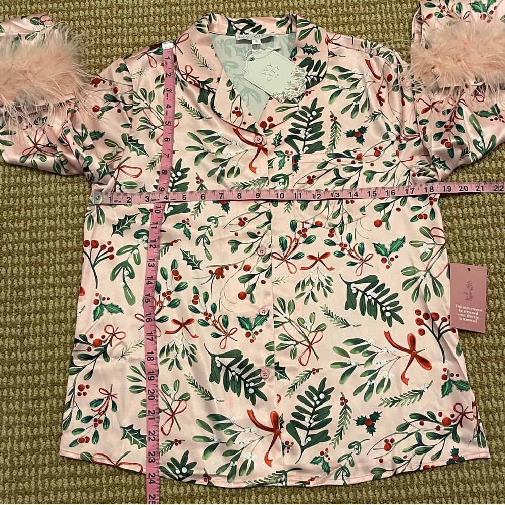 Ivy City Co. Bianca Pink Christmas Pajama Set Small NWT - Picture 11 of 13